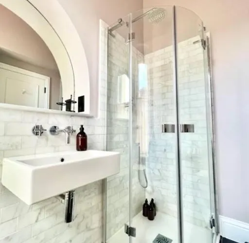 Apartman Redland - 3 *