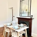 Redland - 3 * Bristol