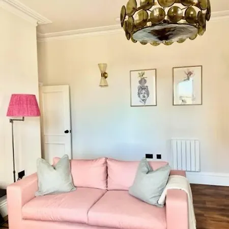 Redland - 3 Apartman *