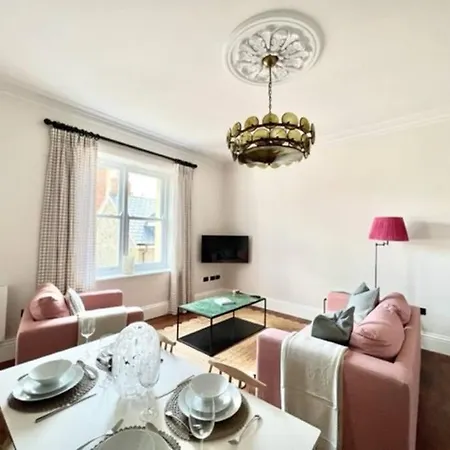Redland - 3 Bristol